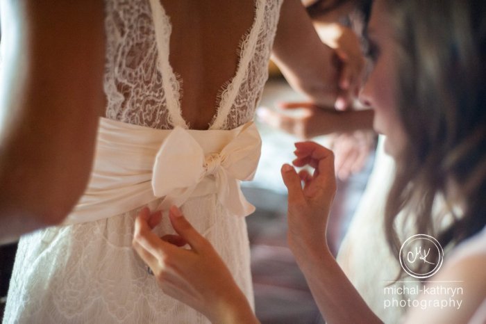 avon_century_barn_wedding_0009