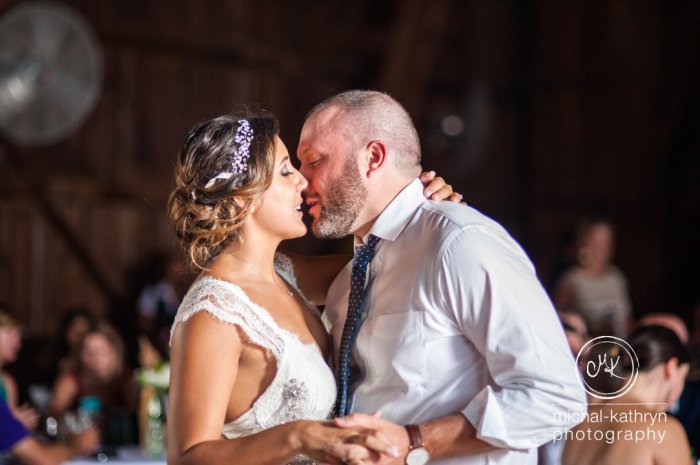 avon_century_barn_wedding_0050