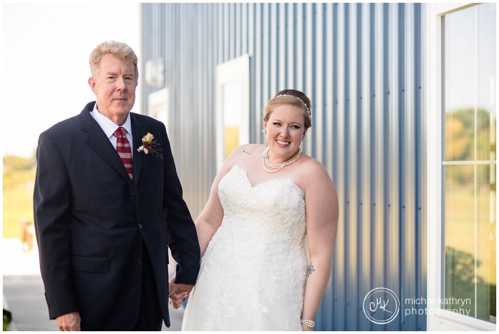 Blue_Barn_Cidery_Wedding_00196